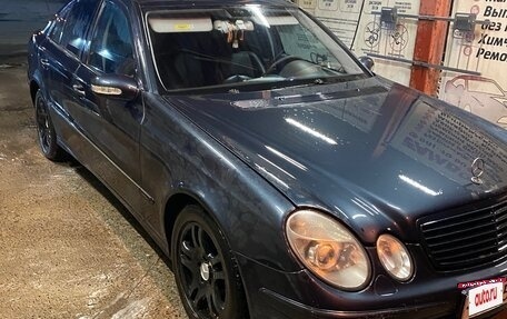 Mercedes-Benz E-Класс, 2003 год, 775 000 рублей, 8 фотография
