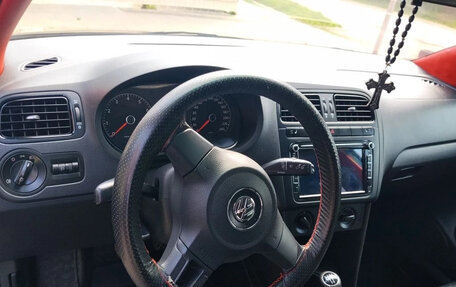 Volkswagen Polo VI (EU Market), 2012 год, 750 000 рублей, 5 фотография