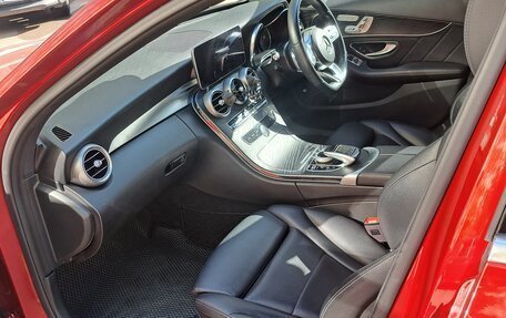 Mercedes-Benz C-Класс, 2018 год, 2 000 000 рублей, 21 фотография