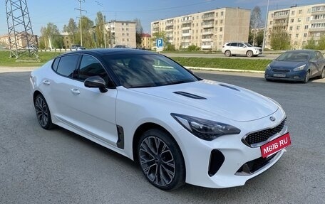 KIA Stinger I, 2018 год, 2 500 000 рублей, 8 фотография