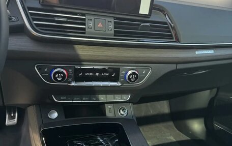 Audi Q5, 2025 год, 5 600 000 рублей, 7 фотография