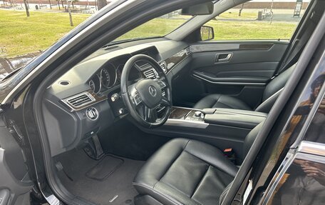 Mercedes-Benz E-Класс, 2014 год, 1 750 000 рублей, 8 фотография