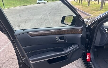 Mercedes-Benz E-Класс, 2014 год, 1 750 000 рублей, 9 фотография