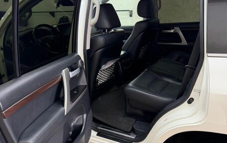 Toyota Land Cruiser 200, 2016 год, 5 400 000 рублей, 9 фотография