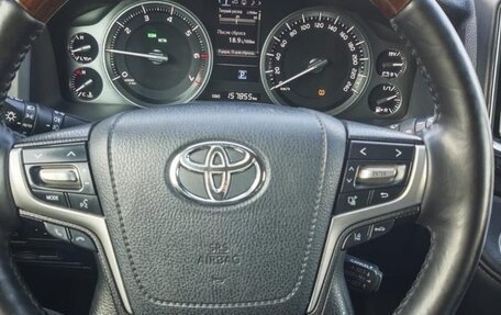 Toyota Land Cruiser 200, 2016 год, 5 400 000 рублей, 10 фотография