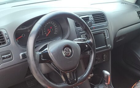 Volkswagen Polo VI (EU Market), 2015 год, 620 000 рублей, 10 фотография