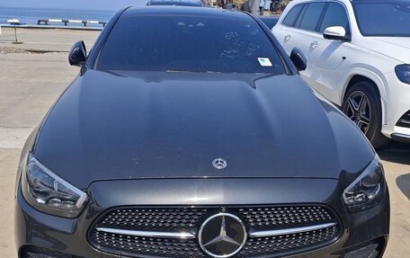 Mercedes-Benz E-Класс, 2021 год, 3 900 000 рублей, 4 фотография