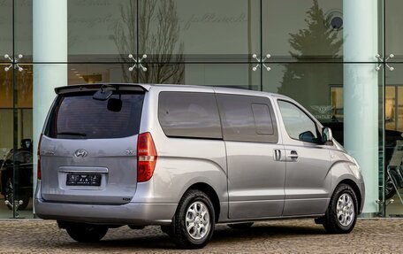 Hyundai Grand Starex Grand Starex I рестайлинг 2, 2013 год, 1 495 000 рублей, 6 фотография