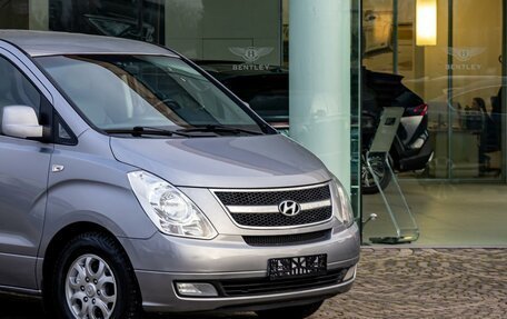 Hyundai Grand Starex Grand Starex I рестайлинг 2, 2013 год, 1 495 000 рублей, 8 фотография