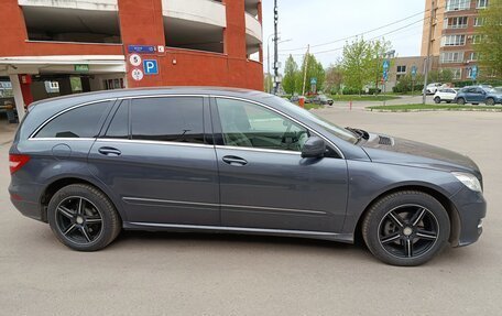 Mercedes-Benz R-Класс, 2012 год, 1 600 000 рублей, 2 фотография