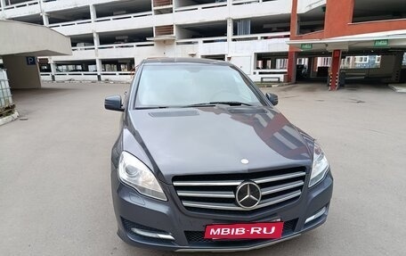 Mercedes-Benz R-Класс, 2012 год, 1 600 000 рублей, 3 фотография