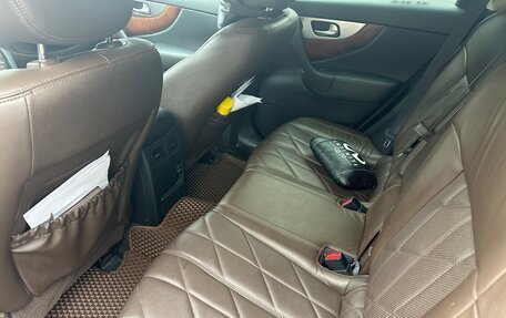 Infiniti QX70, 2015 год, 2 450 000 рублей, 10 фотография