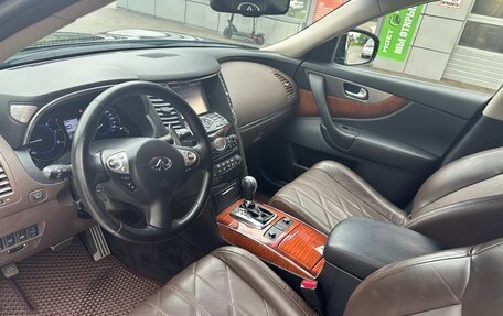 Infiniti QX70, 2015 год, 2 450 000 рублей, 9 фотография