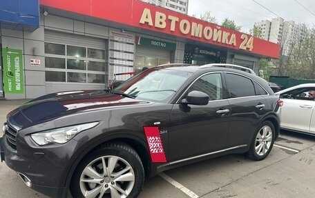 Infiniti QX70, 2015 год, 2 450 000 рублей, 6 фотография