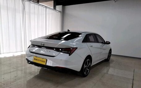 Hyundai Elantra, 2022 год, 1 120 000 рублей, 6 фотография