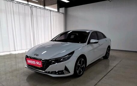Hyundai Elantra, 2022 год, 1 120 000 рублей, 3 фотография