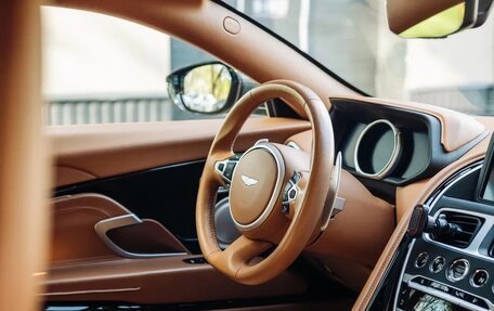 Aston Martin DB11 I, 2019 год, 17 990 000 рублей, 16 фотография