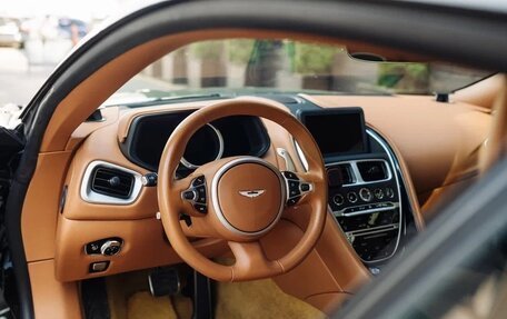 Aston Martin DB11 I, 2019 год, 17 990 000 рублей, 21 фотография