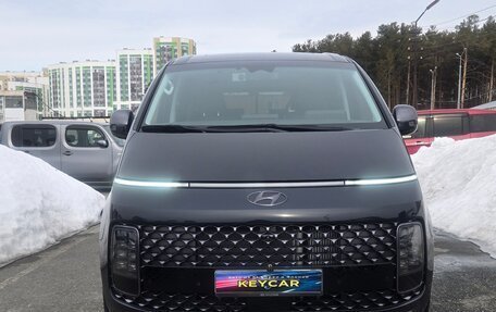 Hyundai Staria, 2021 год, 5 420 000 рублей, 2 фотография