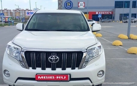 Toyota Land Cruiser Prado 150 рестайлинг 2, 2014 год, 3 600 000 рублей, 4 фотография