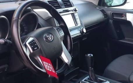 Toyota Land Cruiser Prado 150 рестайлинг 2, 2014 год, 3 600 000 рублей, 15 фотография
