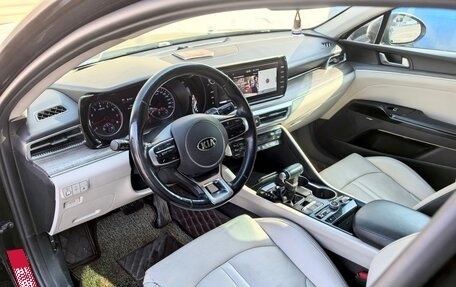 KIA K5, 2021 год, 2 350 000 рублей, 7 фотография