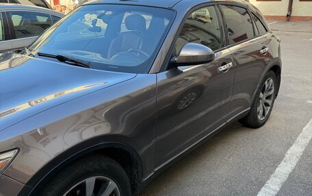 Infiniti FX I, 2004 год, 950 000 рублей, 6 фотография