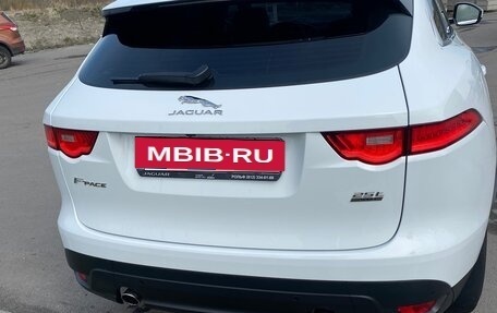 Jaguar F-Pace, 2018 год, 3 100 000 рублей, 4 фотография