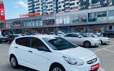Hyundai Solaris II рестайлинг, 2014 год, 685 000 рублей, 1 фотография