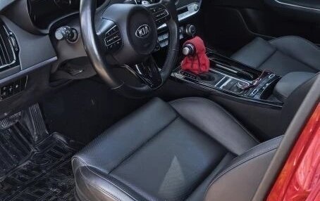 KIA Stinger I, 2019 год, 2 200 000 рублей, 13 фотография