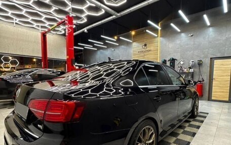 Volkswagen Jetta VI, 2017 год, 1 650 000 рублей, 3 фотография