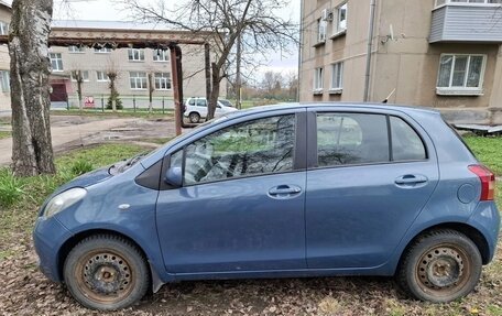 Toyota Yaris III рестайлинг, 2007 год, 455 000 рублей, 4 фотография