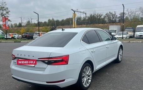 Skoda Superb III рестайлинг, 2020 год, 3 350 000 рублей, 11 фотография