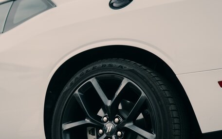 Dodge Challenger III рестайлинг 2, 2022 год, 10 000 000 рублей, 12 фотография