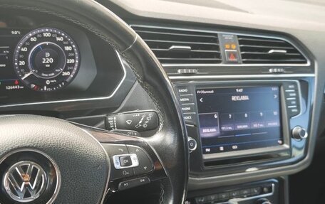 Volkswagen Tiguan II, 2017 год, 2 650 000 рублей, 7 фотография