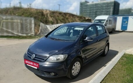 Volkswagen Golf Plus I, 2008 год, 449 000 рублей, 2 фотография