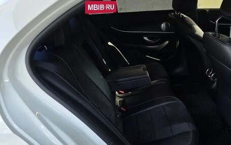 Mercedes-Benz E-Класс, 2018 год, 3 500 000 рублей, 16 фотография