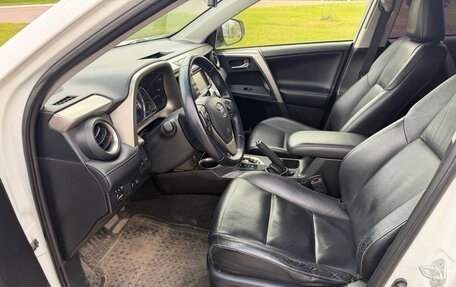 Toyota RAV4, 2013 год, 2 000 000 рублей, 9 фотография
