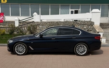 BMW 5 серия, 2018 год, 3 300 000 рублей, 3 фотография
