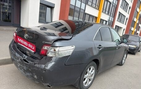 Toyota Camry, 2011 год, 690 000 рублей, 3 фотография