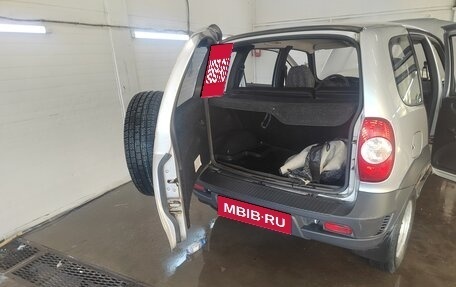 Chevrolet Niva I рестайлинг, 2012 год, 640 000 рублей, 3 фотография