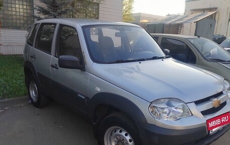 Chevrolet Niva I рестайлинг, 2012 год, 640 000 рублей, 2 фотография