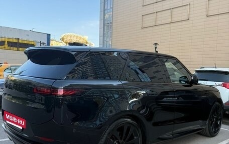 Land Rover Range Rover Sport, 2024 год, 19 300 000 рублей, 5 фотография