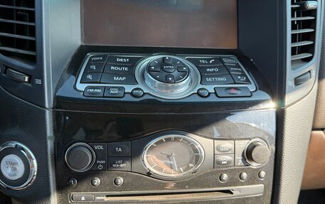 Infiniti QX70, 2014 год, 2 550 000 рублей, 6 фотография