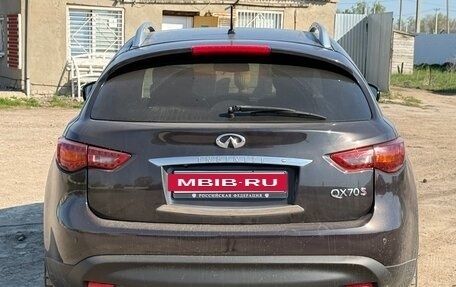 Infiniti QX70, 2014 год, 2 550 000 рублей, 4 фотография