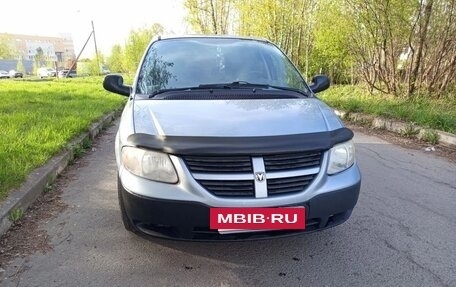 Dodge Caravan IV, 2005 год, 595 000 рублей, 2 фотография
