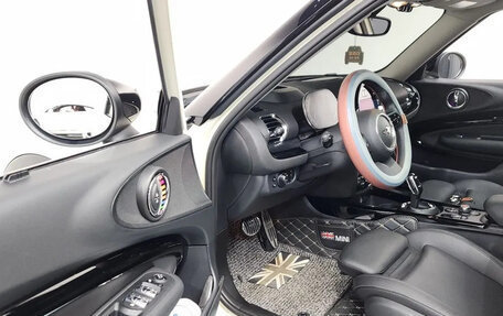 MINI Clubman, 2022 год, 1 640 000 рублей, 5 фотография