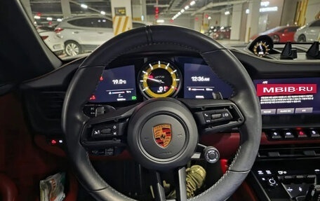 Porsche 911, 2022 год, 16 930 000 рублей, 7 фотография