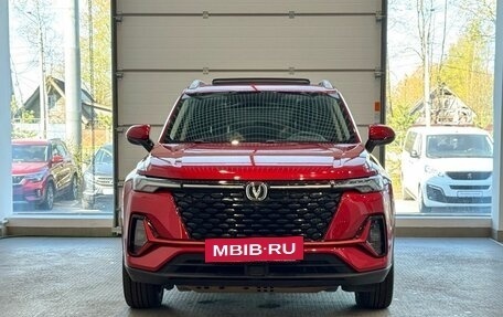 Changan CS35 Plus, 2023 год, 1 850 000 рублей, 2 фотография