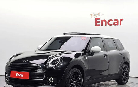 MINI Clubman, 2022 год, 1 650 000 рублей, 1 фотография